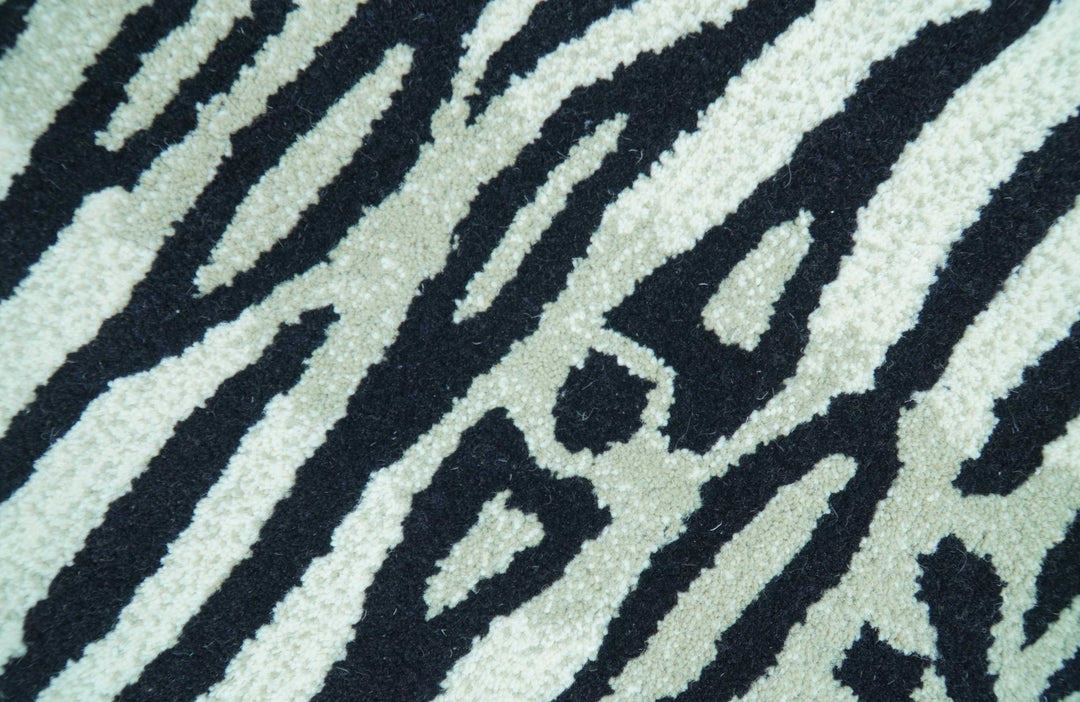 Hand Tufted 3x5 Black And White Animal Tiger Wool Area Rug - The Rug Decor