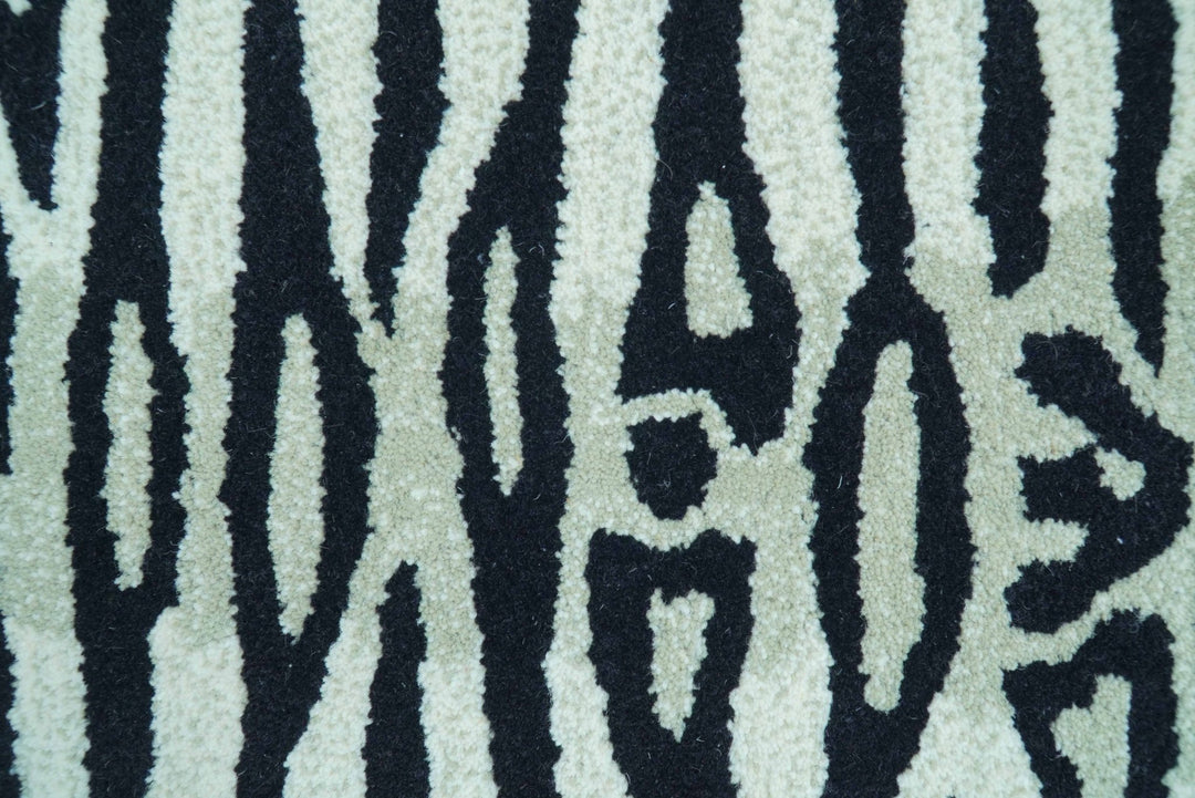Hand Tufted 3x5 Black And White Animal Tiger Wool Area Rug - The Rug Decor