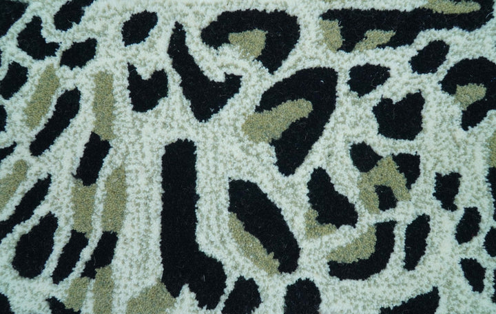 Hand Tufted Animal Cat White And Black 2x3 Wool Area Rug - The Rug Decor