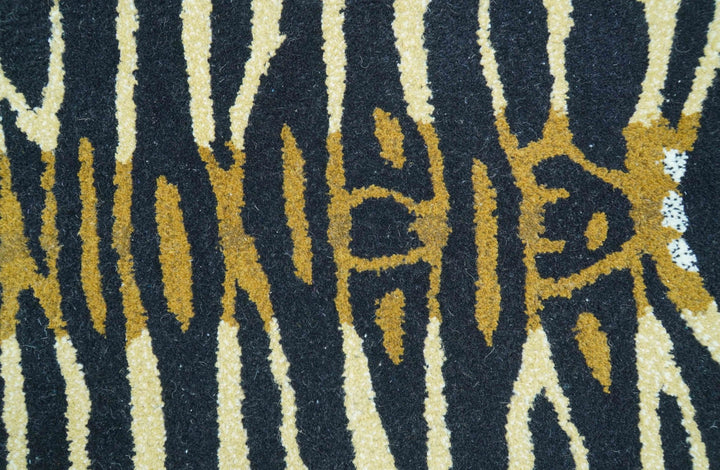 Hand Tufted Animal Tiger Black 3x5 Wool Area Rug - The Rug Decor