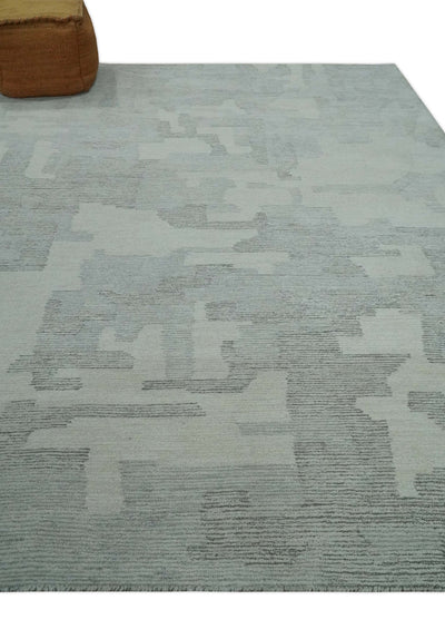 Hand Tufted Ivory, Silver and Blue Modern Abstract Custom Made wool Rug - The Rug Decor