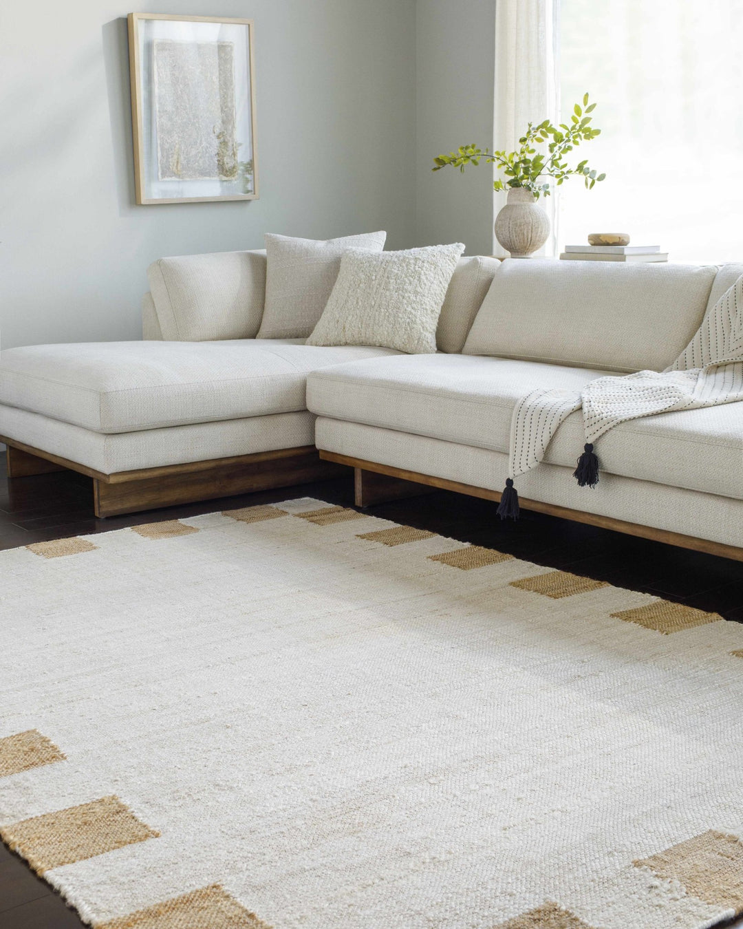 Hand Woven White Modern Style Jute Carpet - The Rug Decor