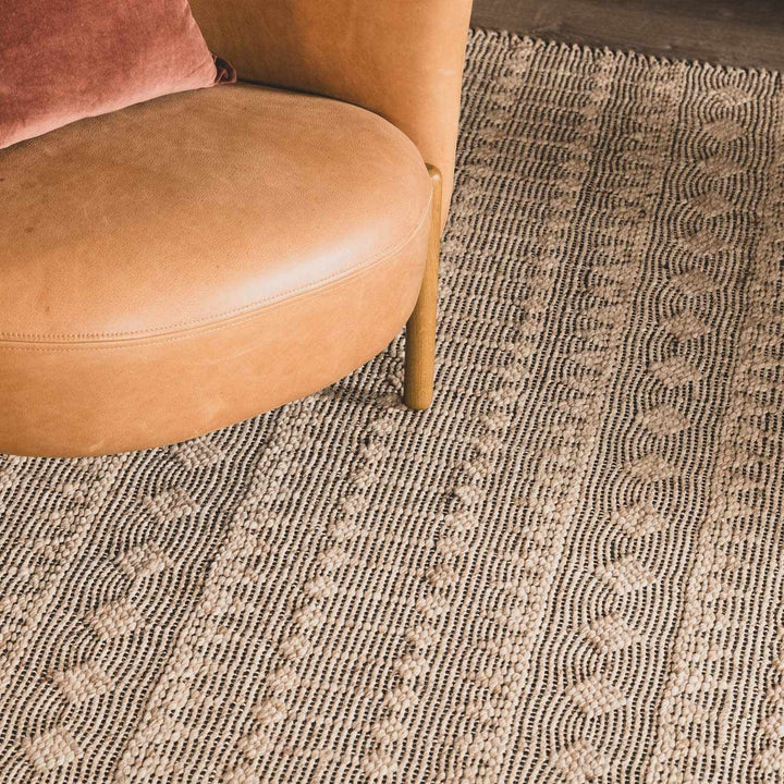 Hanston Modern Style Beige And Black Hand Woven Area Rug - The Rug Decor