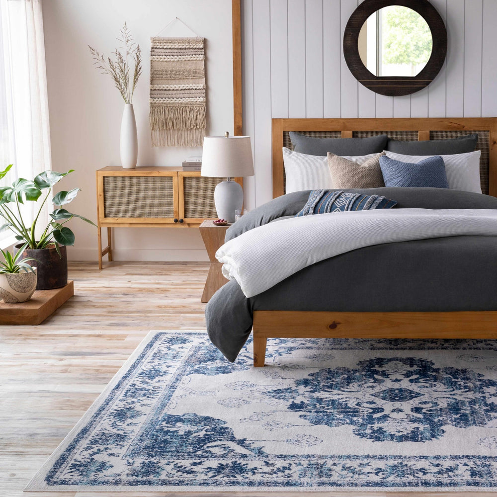 Helidon Traditional Style Ivory And Blue Area Rug - The Rug Decor