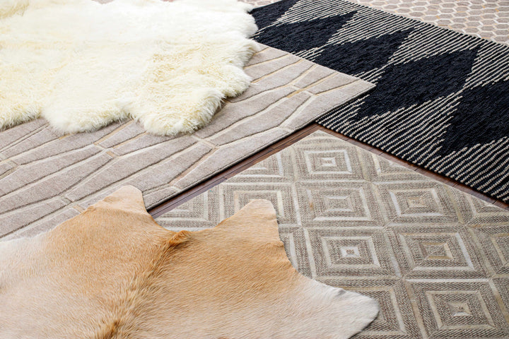 Duncraig Modern Geometrical Design Black Hand Woven Area Rug