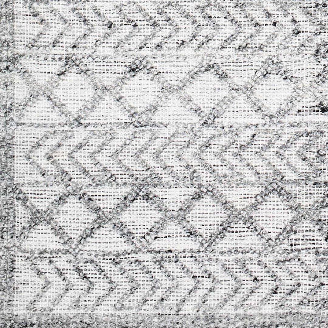 Hosa Modern Geometric Design Gray And Ivory Hand Woven Rug - The Rug Decor