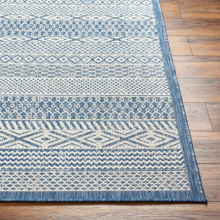 Humla Bohemian Blue And Ivory Area Rug - The Rug Decor