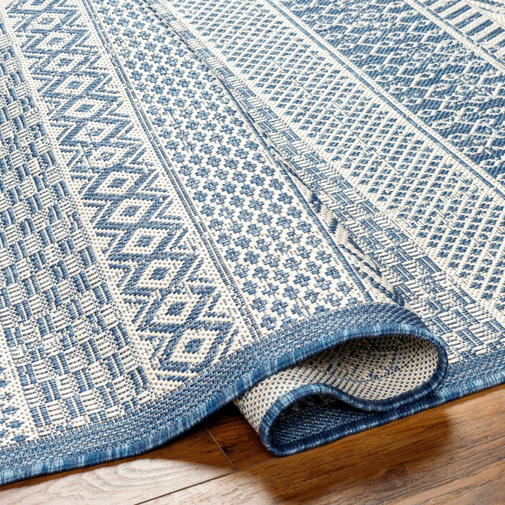 Humla Bohemian Blue And Ivory Area Rug - The Rug Decor