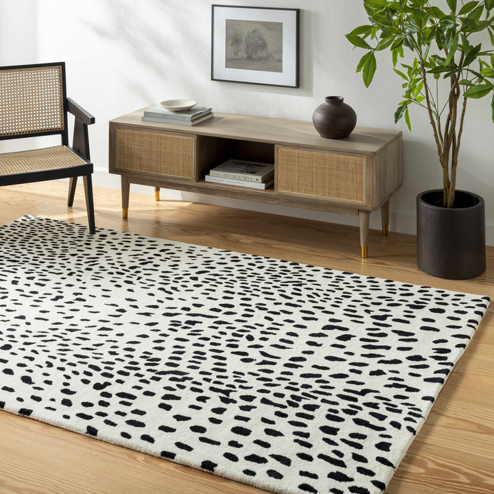 Athena Leopard Pattern White And Black Hand Tufted Wool Area Rug