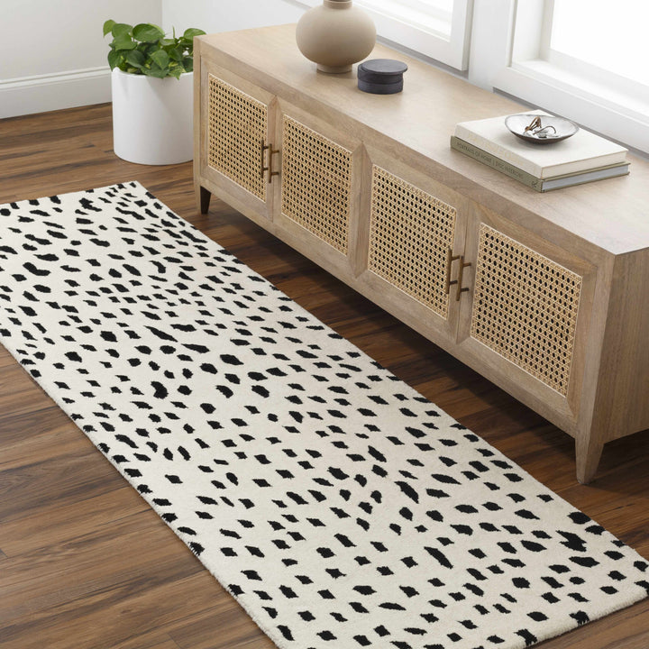 Athena Leopard Pattern White And Black Hand Tufted Wool Area Rug