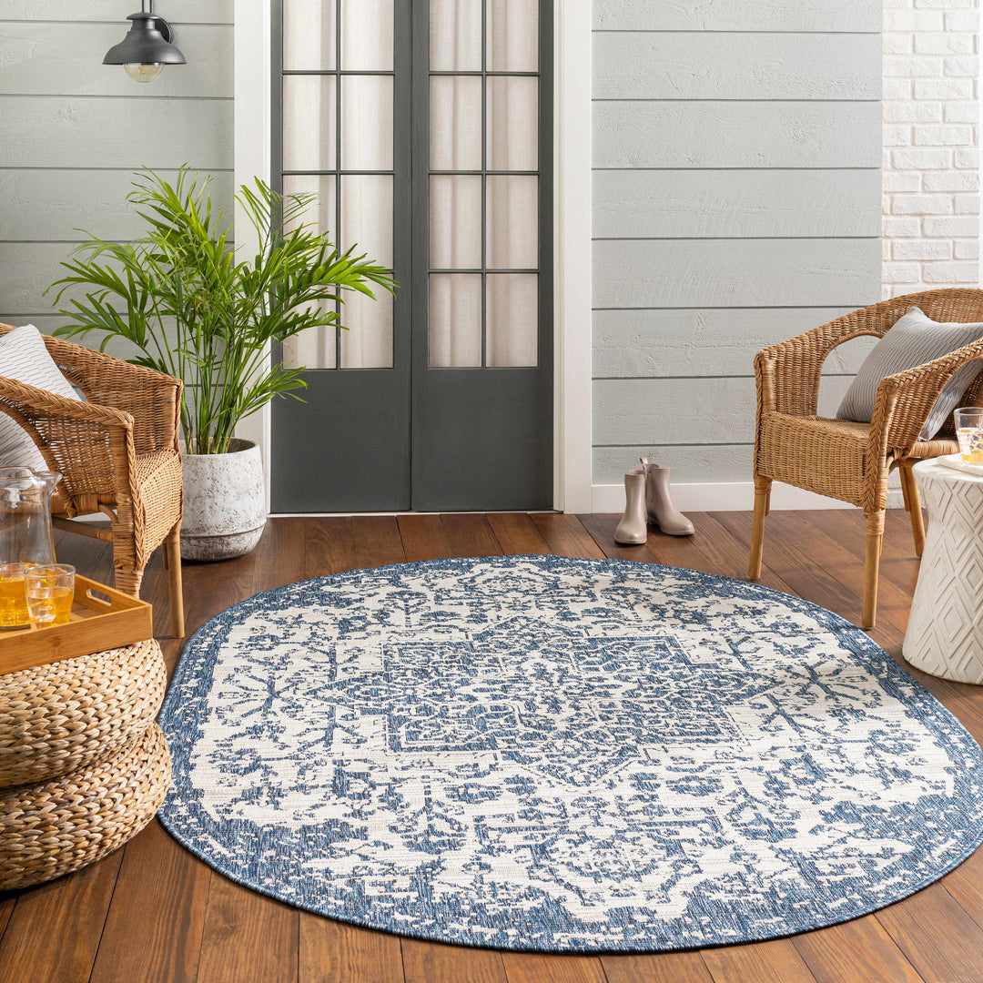 Inkberrow Blue And Ivory Traditional Style Indoor Outdoor Area Rug