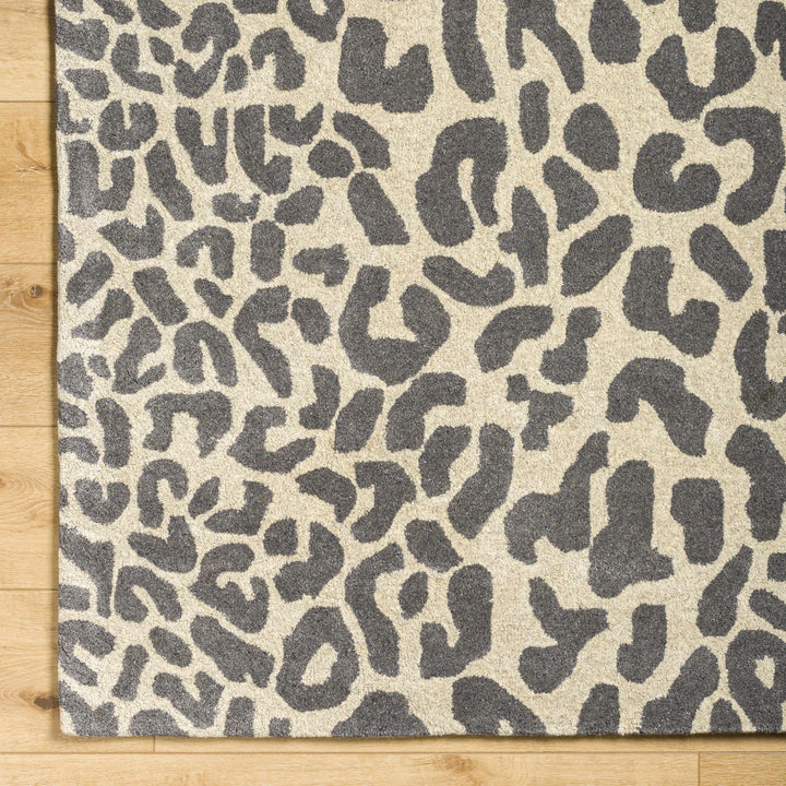 Iseul Leopard Print Gray And Beige Hand Tufted Wool Area Rug