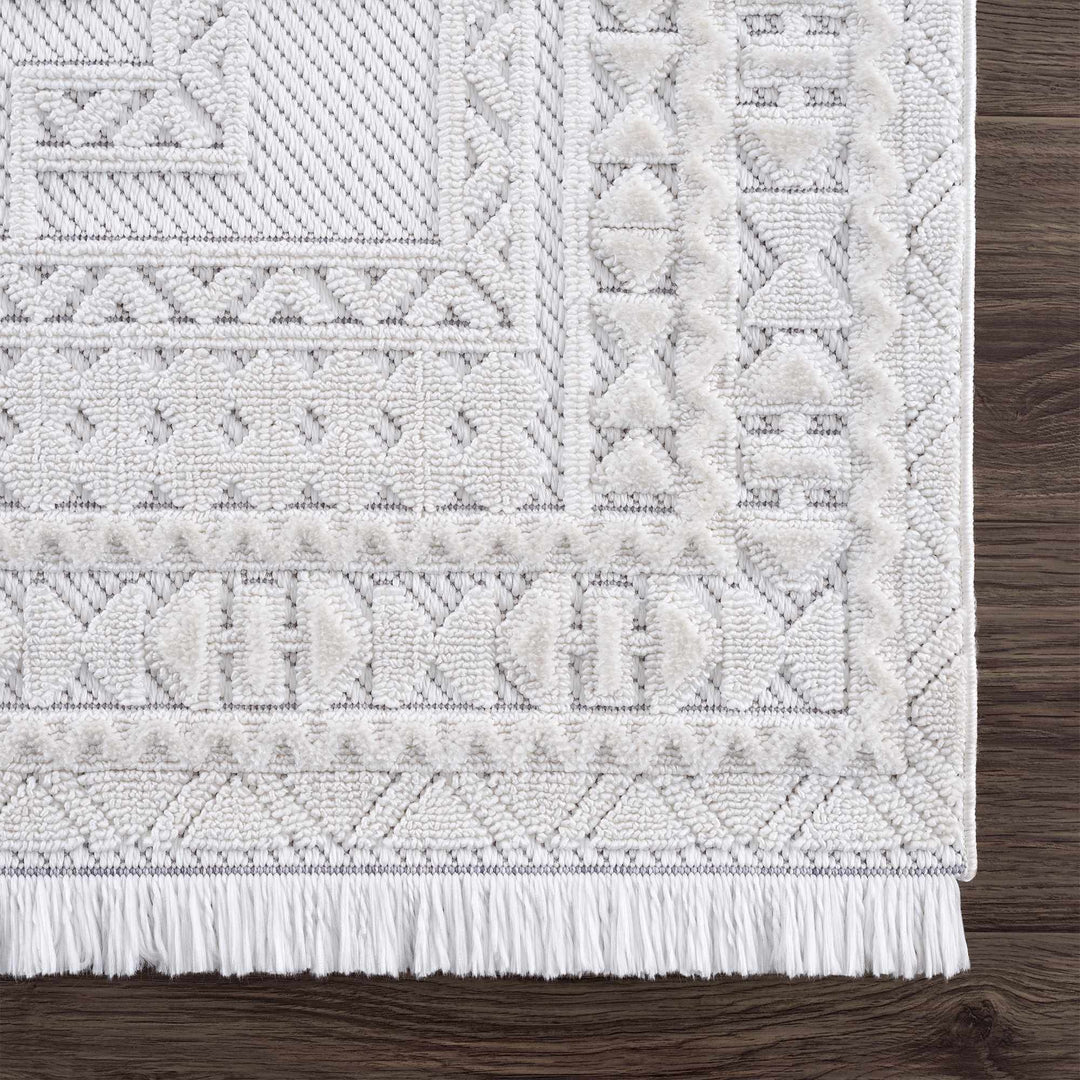 Ivory Alya Textured Medallion Fringe Area Rug - Clearance - The Rug Decor