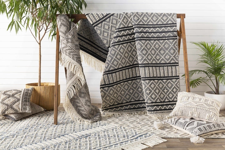 Ivory and Charcoal Flatwoven Traditional Geometrical design Dhurrie Rug Woolen Chunky and Soft Trellis Wool and Cotton Area Rug - The Rug Decor