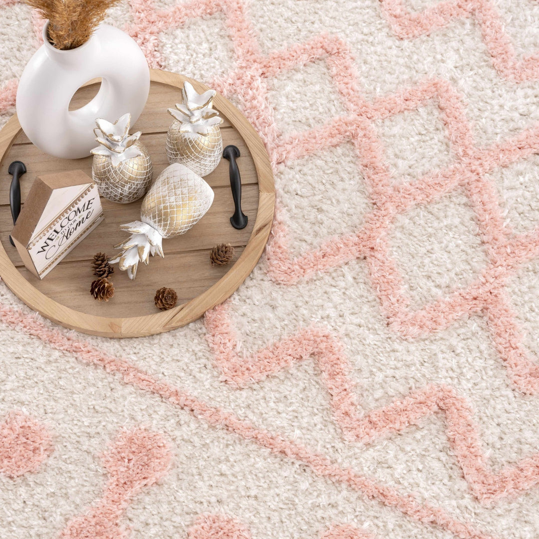 Ivory and Peach Tribal Design High low Texture Plush Pile Area Rug - The Rug Decor