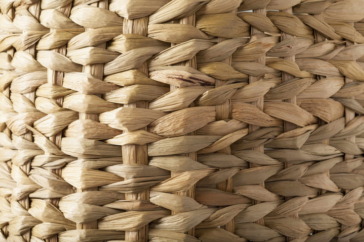 Kabankalan Seagrass Resin Table Lamp - The Rug Decor