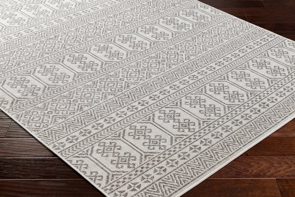 Kalb Traditional Gray And Ivory Area Rug - The Rug Decor