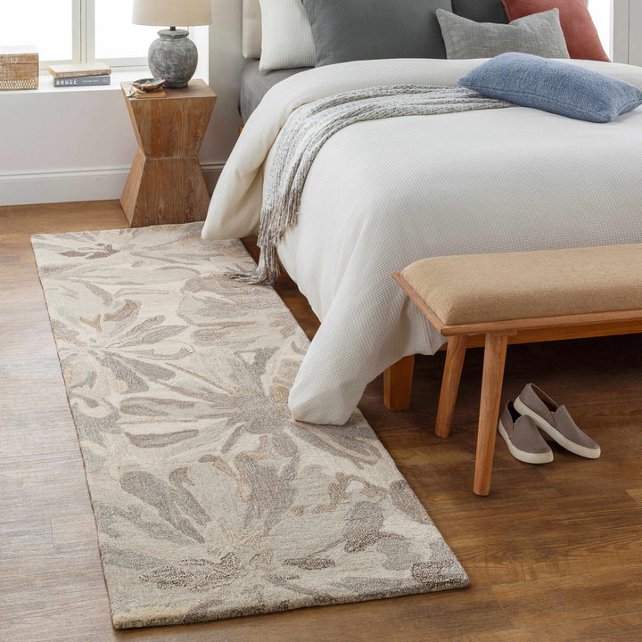 Livabliss Contemporary Gray And Beige Floral Wool Rug - The Rug Decor