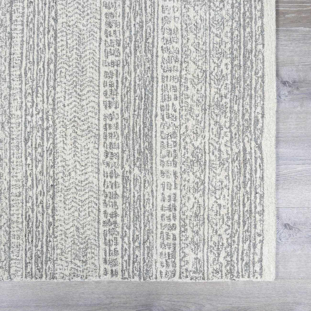 Livabliss Kinmundy Bohemian Design Gray Hand Tufted Wool Rug - The Rug Decor