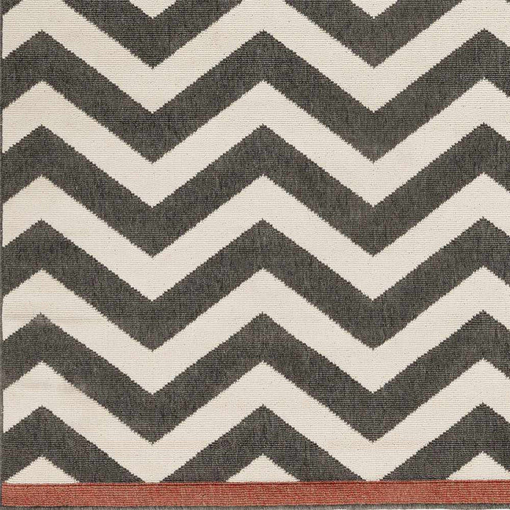 Lockhart Contemporary Geometrical Black And Ivory Rug