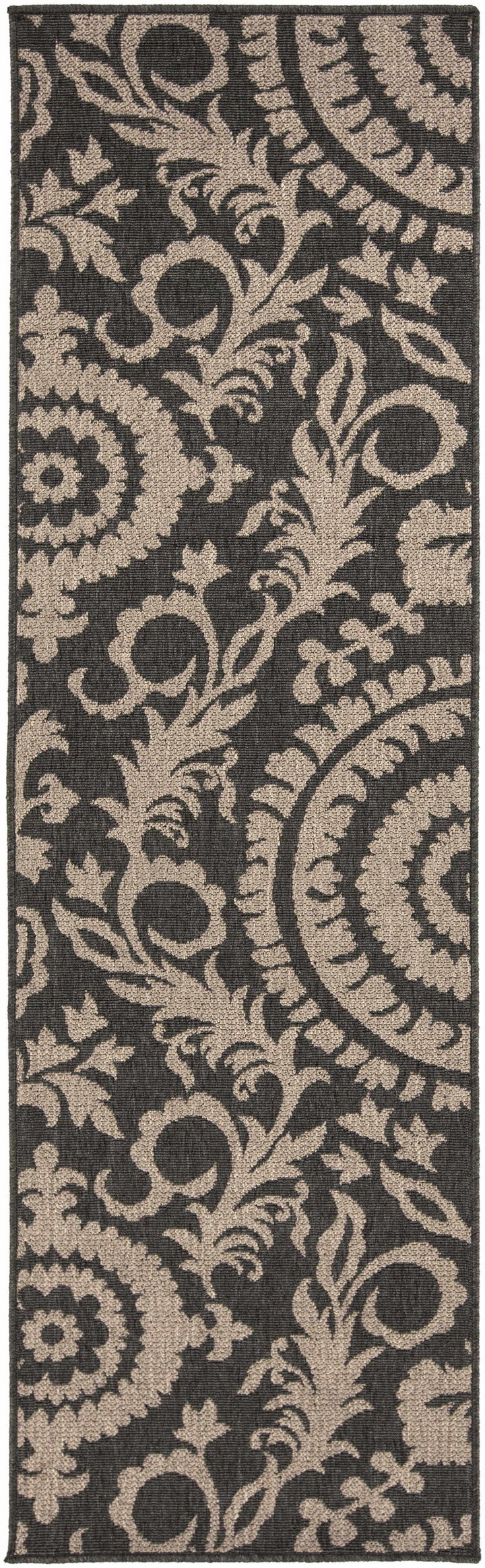 Loughton Black Traditional Style Area Rug