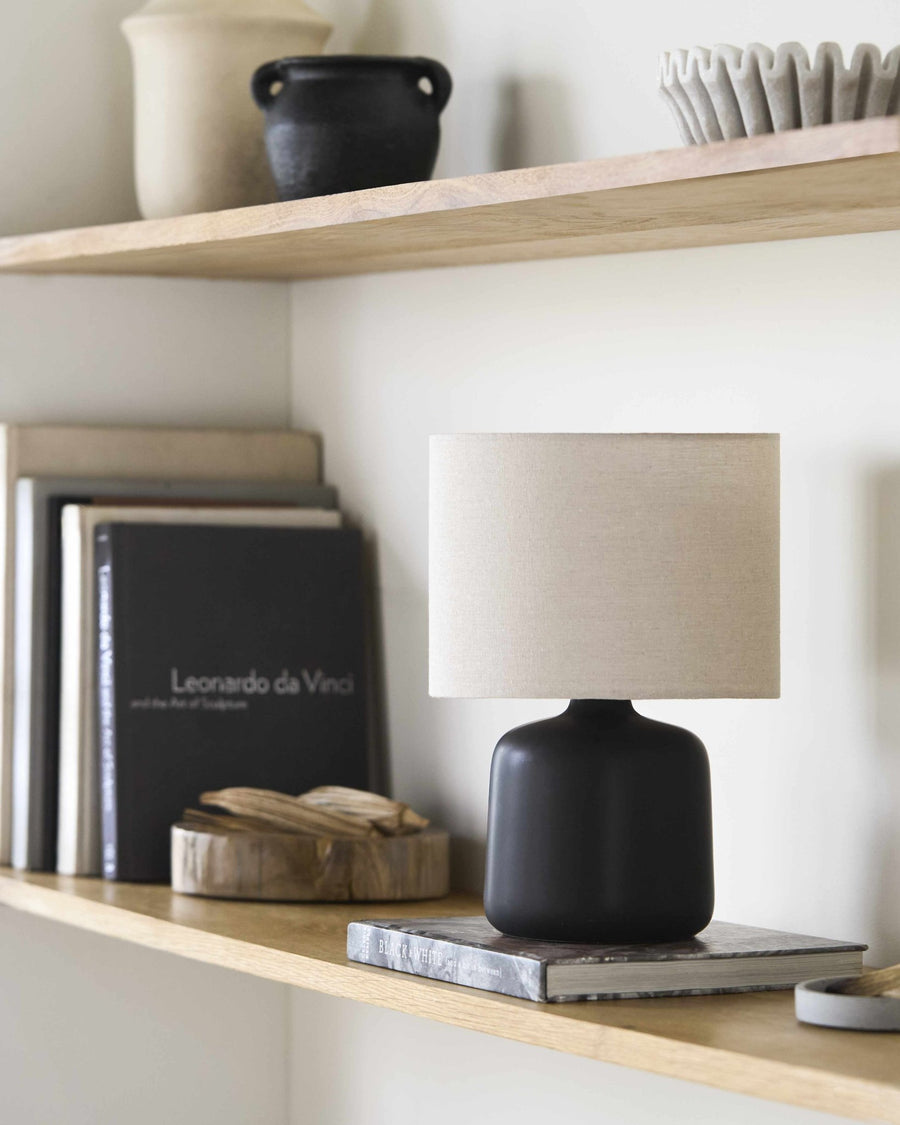 Lumellogno Black Modern Ceramic Table Lamp - The Rug Decor