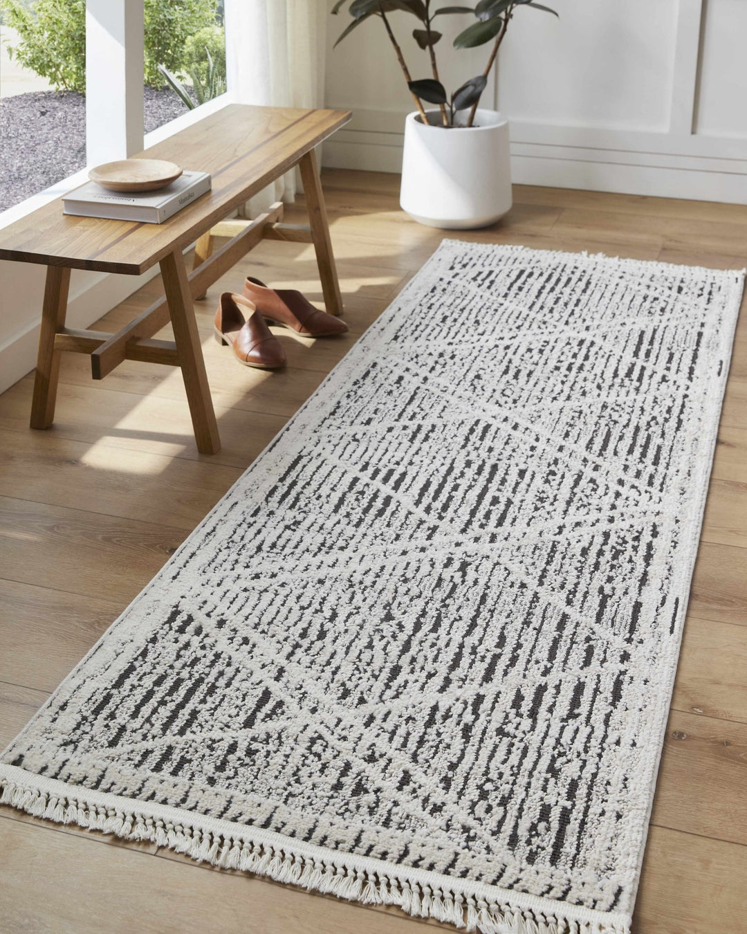 Luuk Beige And Gray Contemporary Style Area Rug - The Rug Decor