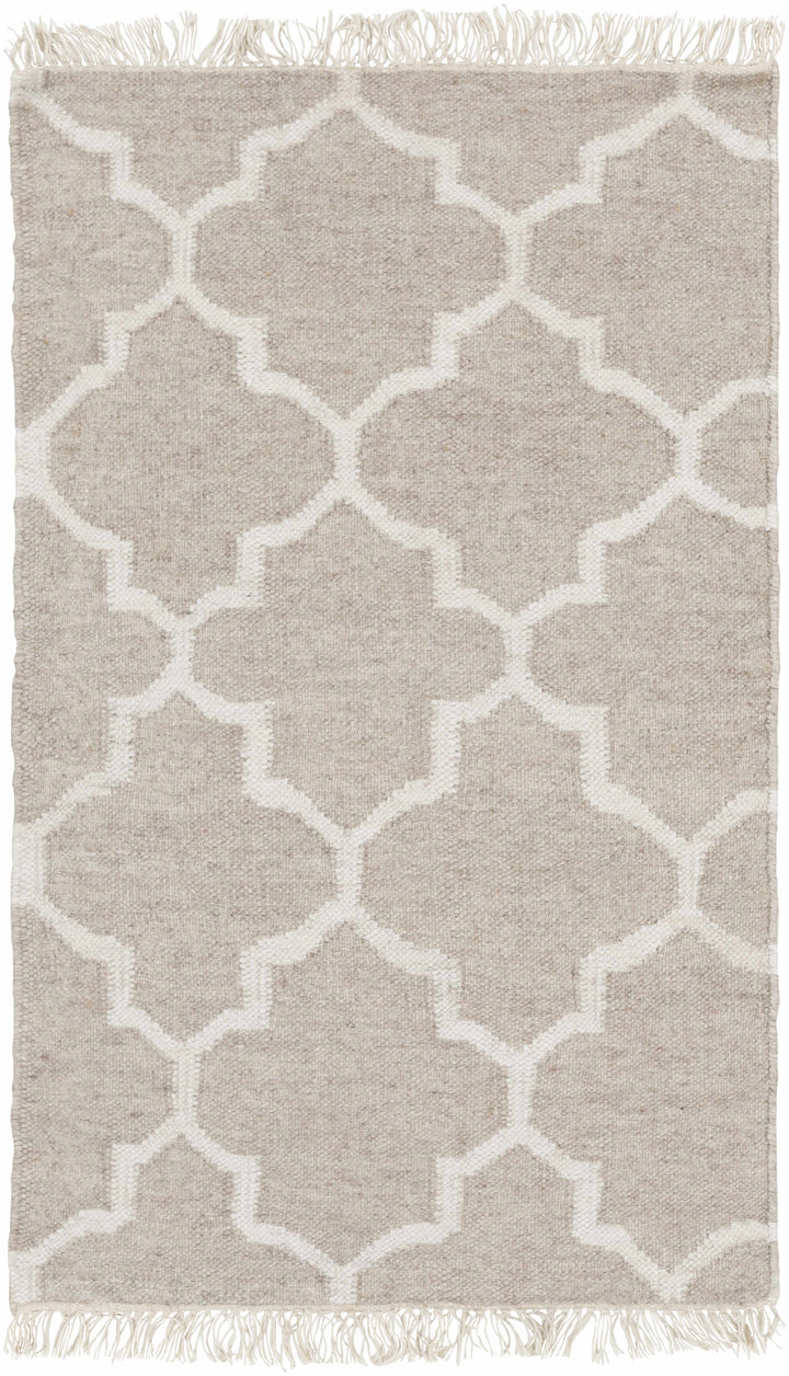 Fringed beige and ivory geometric trellis area rug with repeating quatrefoil shapes