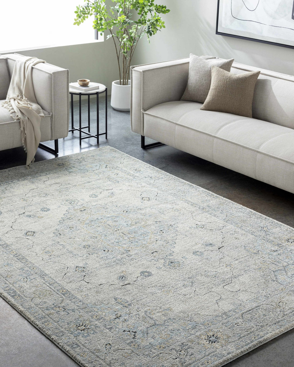 Machine Woven Traditional Style Beige And Gray Area Rug - The Rug Decor