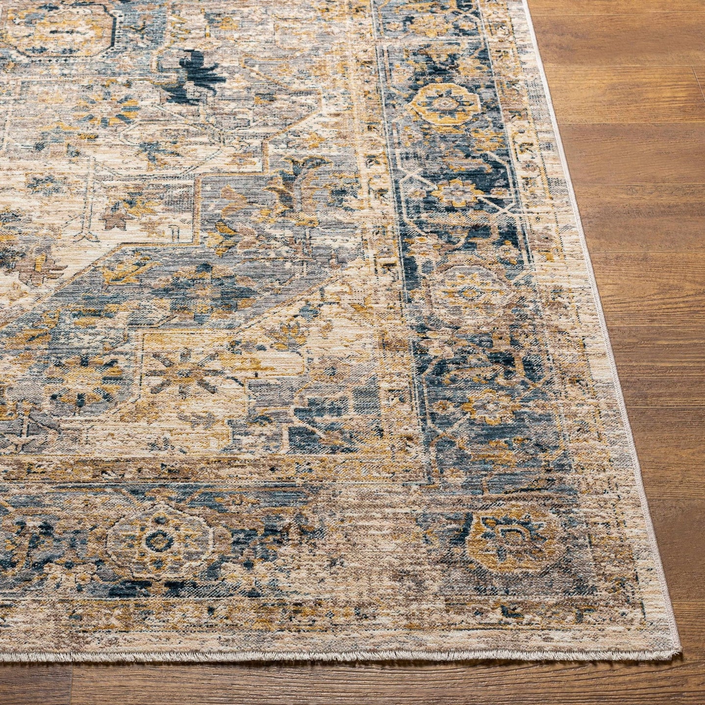 Machine Woven Traditional Style Blue And Beige Rug - The Rug Decor
