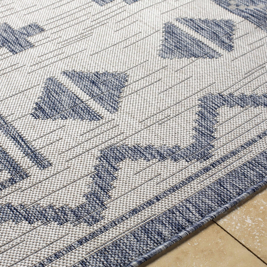 Mangoso Bohemian Style Gray & Off White Area Rug - The Rug Decor