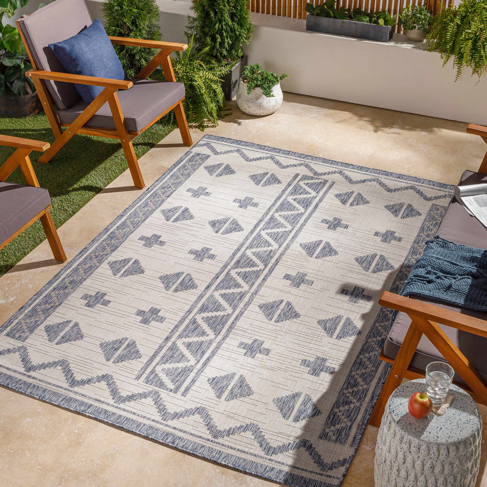 Mangoso Bohemian Style Gray & Off White Area Rug - The Rug Decor
