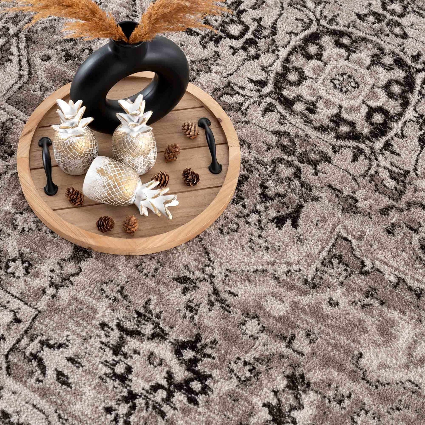 Medallion Light Pink, Ivory and Charcoal Traditional Heriz design Area Rug - The Rug Decor