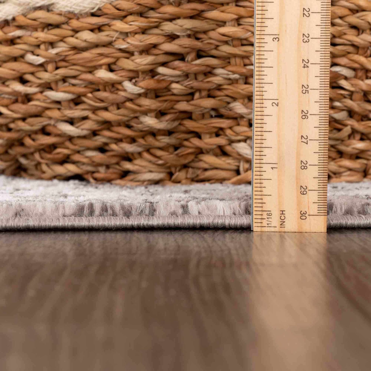 Medallion Light Pink, Ivory and Charcoal Traditional Heriz design Area Rug - The Rug Decor