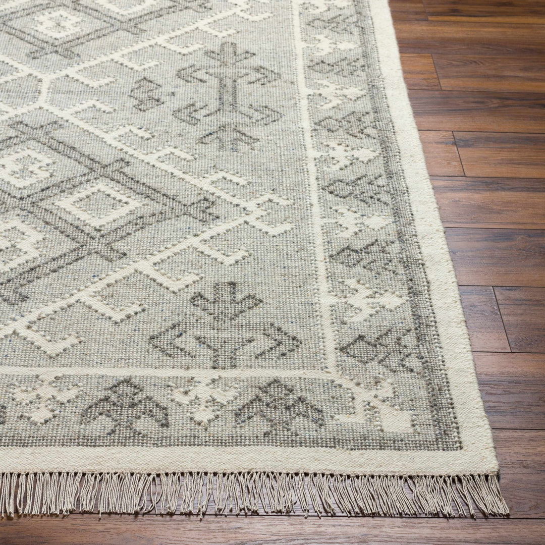 Memo Contemporary Geometrical Gray And Ivory Area Rug - The Rug Decor