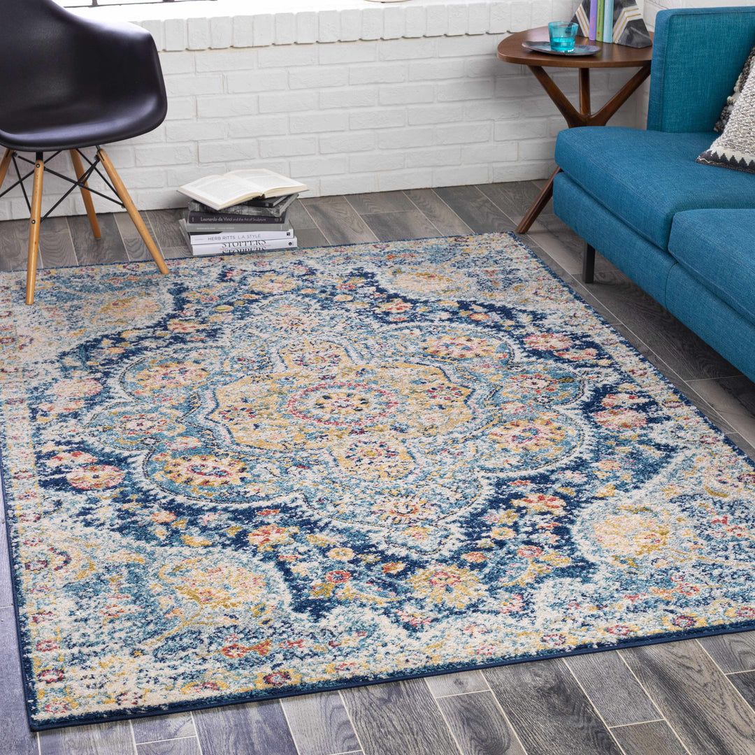 Mallacoota Traditional Medallion Design Blue Area Rug