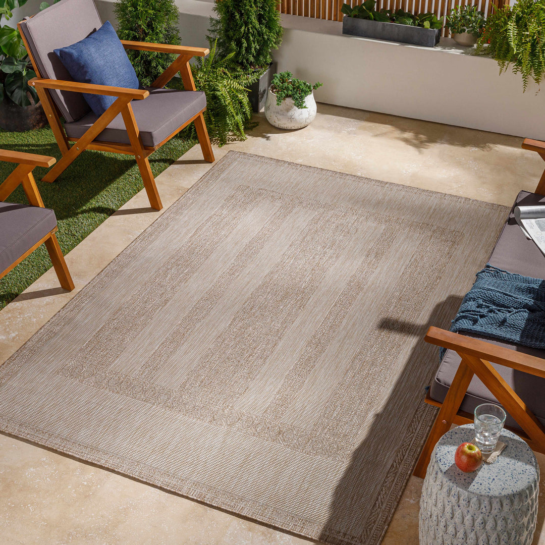 Manorhaven Contemporary Beige And Tan Rug