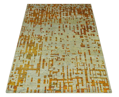 Modern Abstract 5x7 Gold and Beige Recycled Art Silk Area Rug - The Rug Decor