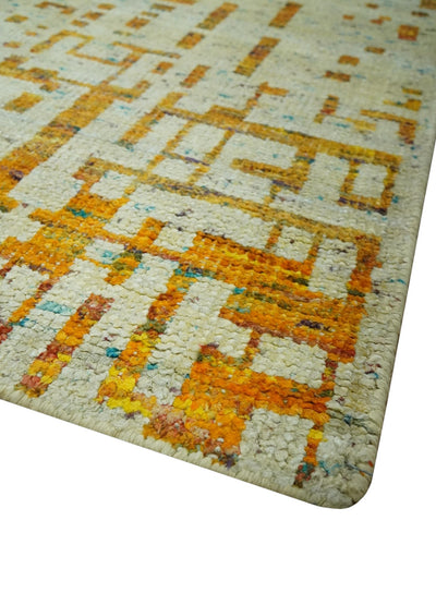 Modern Abstract 5x7 Gold and Beige Recycled Art Silk Area Rug - The Rug Decor