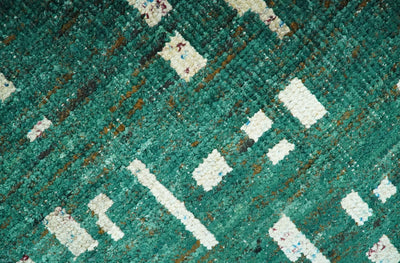 Modern Abstract 5x7.6 Hand Knotted Green and Beige Contemporary Recycled Silk Rug - The Rug Decor