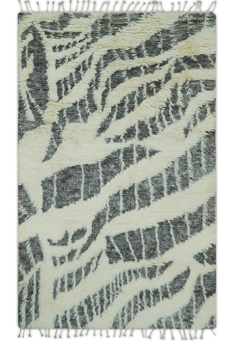 Modern Abstract 5x8 Ivory and Charcoal Texture Moroccan Style Plush Pile wool Rug - The Rug Decor