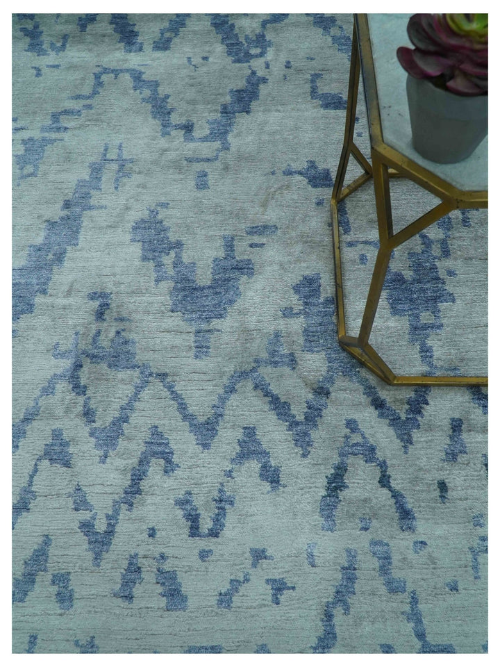 Modern Abstract Blue And Gray Hand Knotted 6x9 Bamboo Silk Area Rug - The Rug Decor