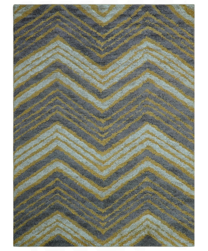 Modern Chevron Design Gold And Beige 5.6x8 Hand Knotted Bamboo Silk Area Rug - The Rug Decor
