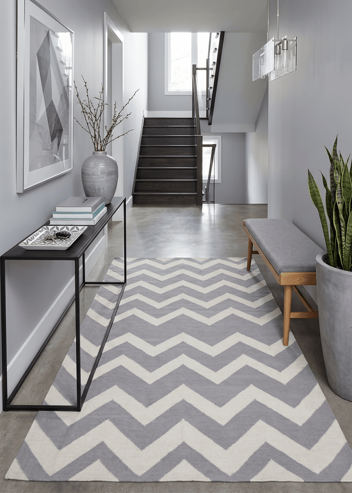 Modern Chevron Gray and Beige Dhurrie Wool Polyester 5x8 Rug - The Rug Decor