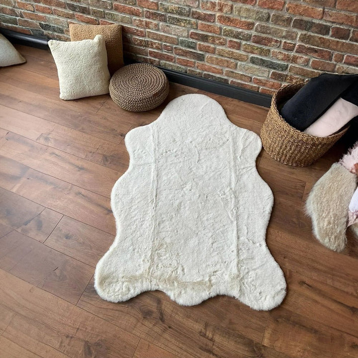 Modern Faux Rabbit White Machine Washable Silk Rug - The Rug Decor