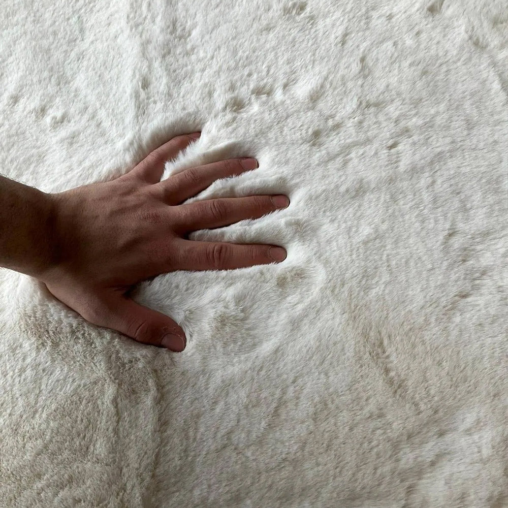 Modern Faux Rabbit White Machine Washable Silk Rug - The Rug Decor