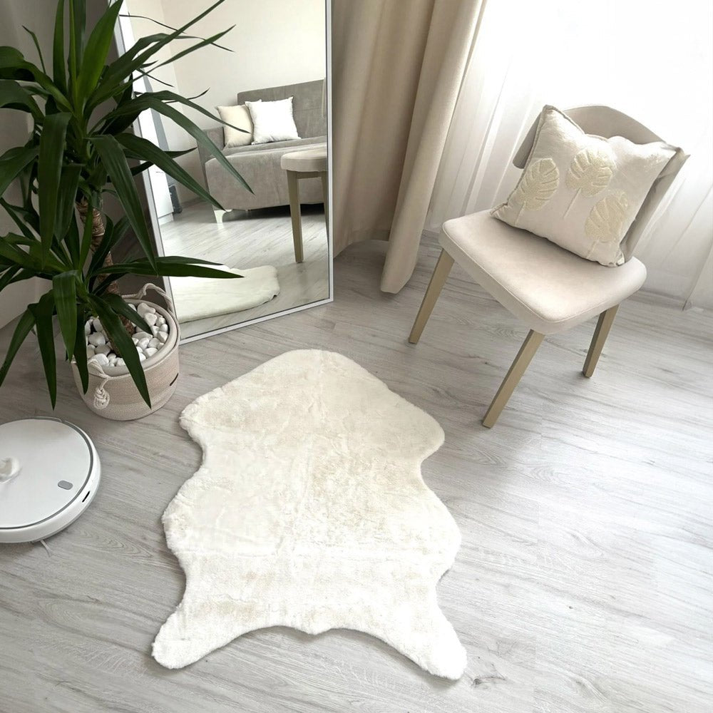 Modern Faux Rabbit White Machine Washable Silk Rug - The Rug Decor