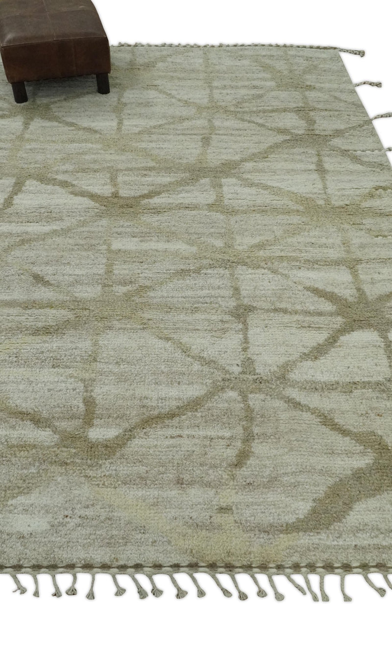 Modern Geometrical 5.3x7.8 Ivory and Beige Hand Knotted wool area rug - The Rug Decor