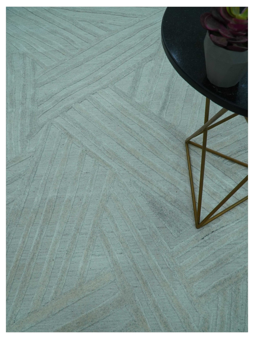 Modern Geometrical Pattern Ivory and Silver Hand Knotted 10x13 Wool Rug - The Rug Decor