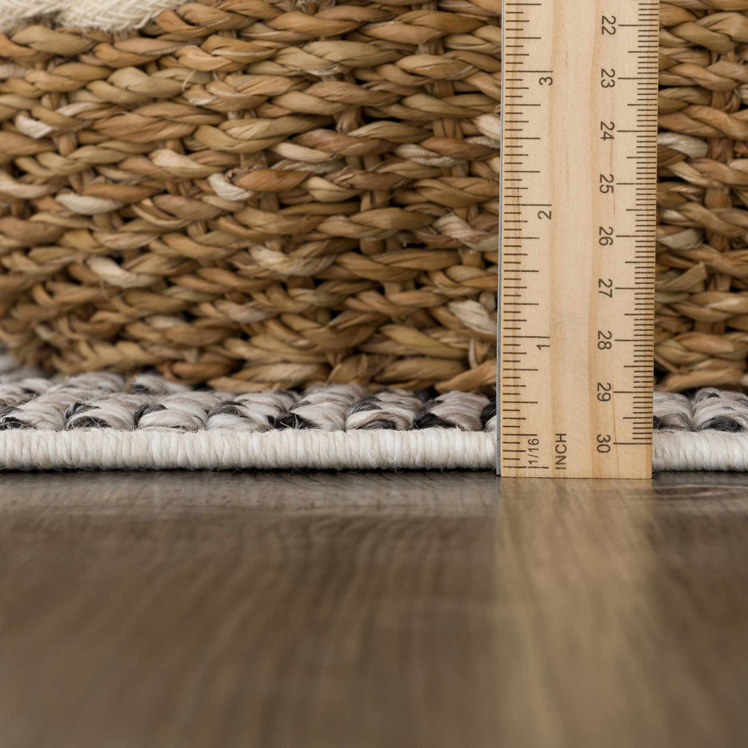 Modern Geometrical Texture Silver and Charcoal Outdoor Safe Area Rug - The Rug Decor